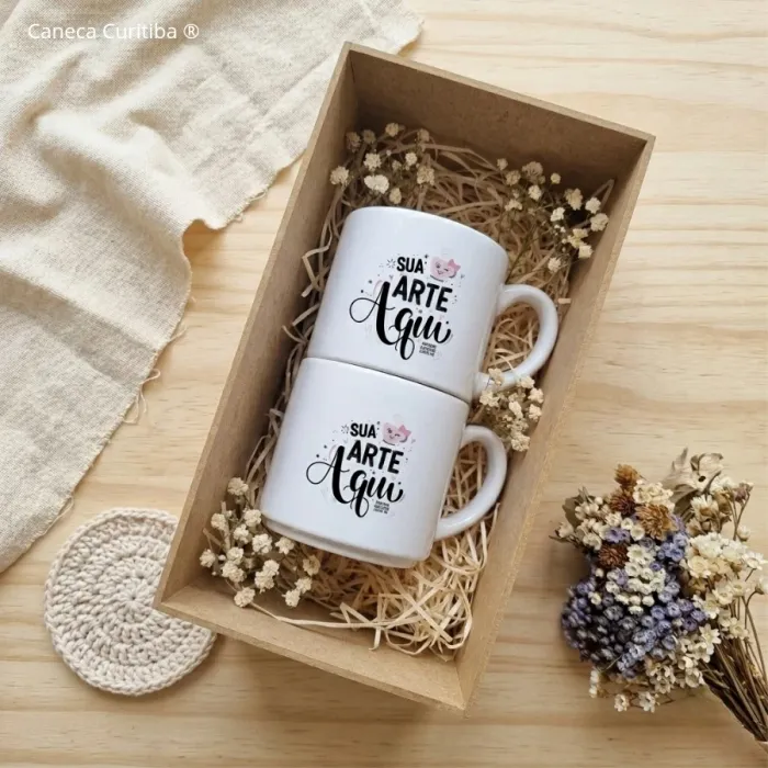 Kit Presente com 2 Canecas Personalizadas na Caixa MDF