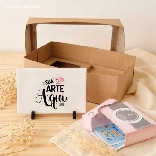 Caixa kraft com ímãs e Azulejo Personalizado