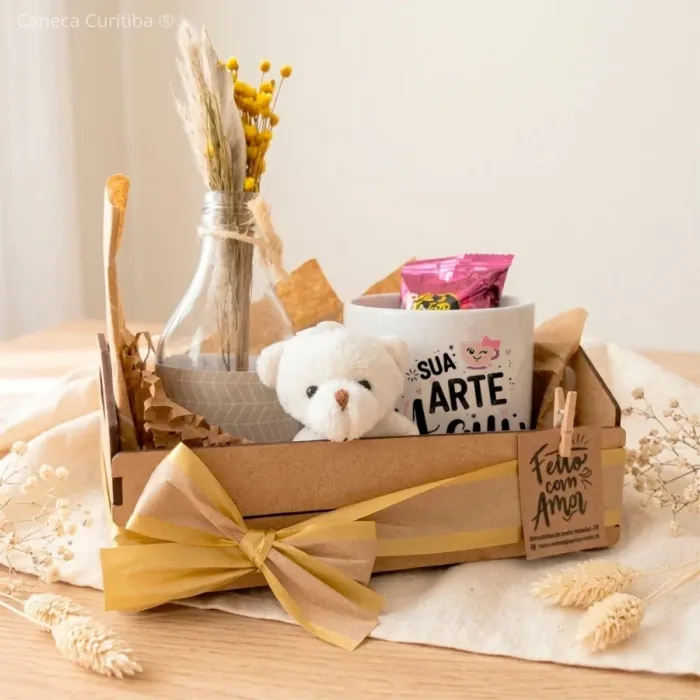 Kit Presente Personalizado com Caneca, Ursinho e Vaso Decorativo