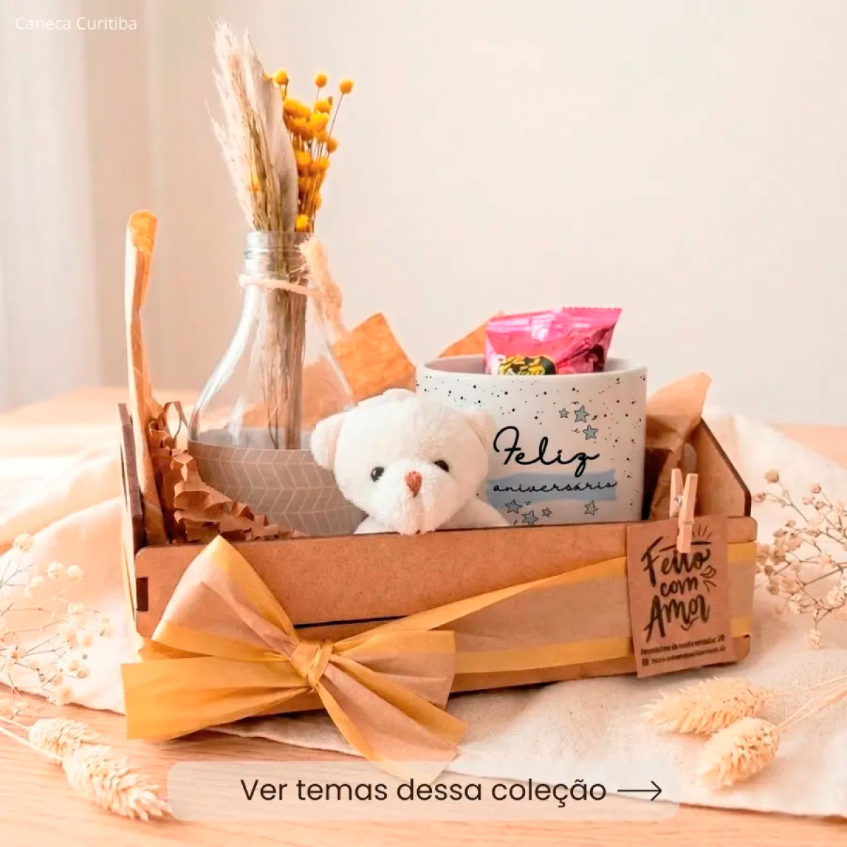 Kit Aniversário Caixotinho MDF com Caneca Personalizada, Ursinho e Mimos