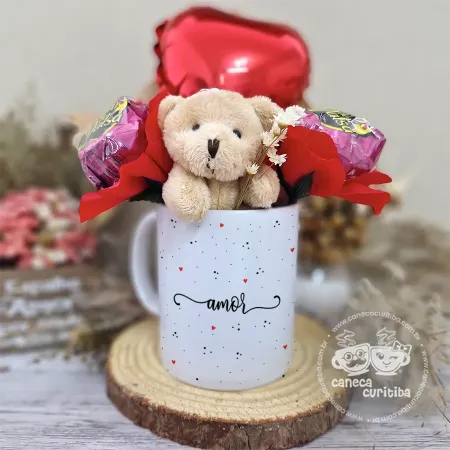 Caneca Personalizada com Balão e Ursinho e bombom Namorados