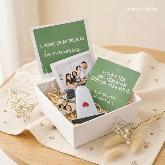 Caixinha Presente com Chaveiro Monóculo Personalizado